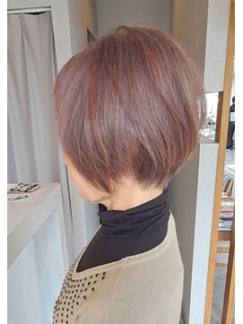 トレイル(TRAIL) 大人女性のふんわりショート