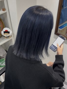 ネイビーブルー