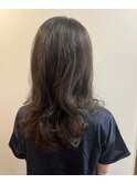 素敵なくせ毛を活かすロングレイヤー
