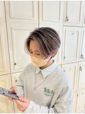 バレイヤージュ×ハンサムショート