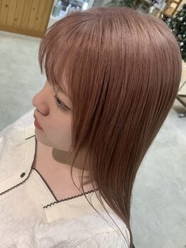 リリーエココル(LILY et cocoru)の写真/《ハイライト/インナーカラーも》ブリーチなしダブルカラーで自分らしさを表現する透け感ニュアンスカラー
