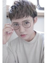 アンド(AND)&nbsp;プチアシメショート　フレンチカジュアル グレーベージュ