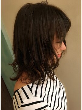 ロンド 銀座(Lond) 外ハネミディ 担当 本田