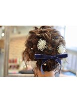 ポタム 東中野(potamu)&nbsp;ボブスタイルのふわふわ編み込みアレンジ