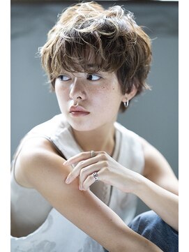 クロム バイ リエット(Chlom by Lietto) Chlom☆新宿 ハイライトベージュイルミナカラーハンサムショート
