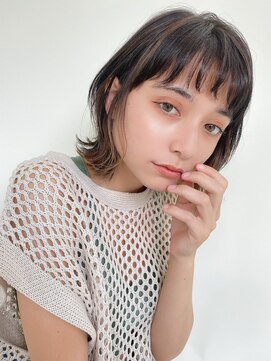 ルービック 和歌山(Rubik's) フェザーバング/インナーカラー/大人かわいいウルフ外ハネボブ