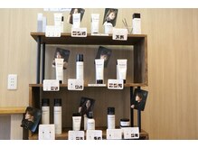 シープカラー(seap color)の雰囲気（色々なスタイリング剤をご用意しております！）