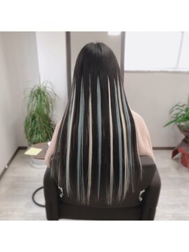 ウルティア(ulutia) スカイブルー×ホワイト