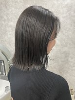 コーパル(copal)&nbsp;トーンダウンも透明感、透け感重視！切りっぱなしのロブヘア