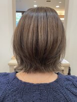 アルターリール(aL ter Rire)&nbsp;アッシュベージュ/白髪ぼかしハイライト/中村郁未