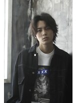 トラ バイ プティパ(Tora by petit pas) ☆センターパート×ウルフスタイル☆/波巻き