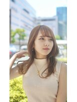 デイフレーム(Day FRAME) 街並みに映えるカラーとセミロングスタイル