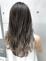 ソフトグレージュバレイヤージュ