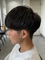 フゥ 宇都宮(FeU)&nbsp;ツイストスパイラルパーマツーブロック刈り上げメンズマッシュ