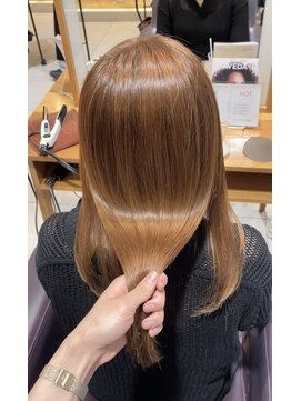 ビーハイブ 一番町店 アヴェダ(BEHIVE) ストレスフリーなサラサラストレートヘア(^^♪