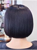 首周りスッキリ！刈上げボブで首長効果も◎