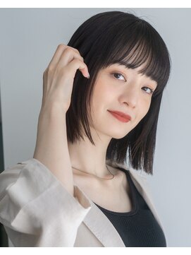 ガーデンヨコハマエスト(GARDEN YOKOHAMA est) 似合わせカット ロブ ミディアム 外ハネ メルティカラー