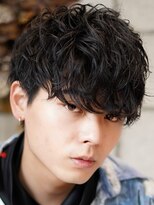 ライラ(Lyla)&nbsp;ルーズでかっこいい前下がりツイストスパイラルマッシュ