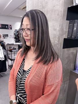 キング 枚方店(K!ng) 縮毛矯正髪質改善ハイライトレイヤーカット枚方美容室エクステ