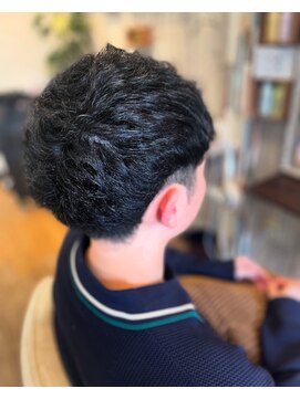 テラス(Terrace) くせ毛を生かしたショート