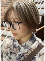 キー(kii)&nbsp;ミルクティベージュ　ショートボブ