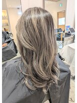 ナンバースリー 溝の口店(Number Three)&nbsp;グレージュ【N°3溝の口】