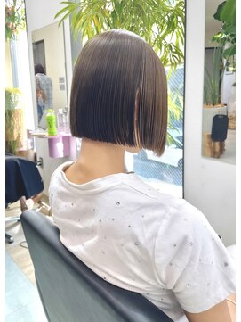 ザ パス(the path) 酸性ストレートでアイロンいらずのボブスタイル