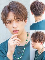 シティ(CITY)&nbsp;フェザーパーマショートセンターパートワイルドパーマガイルヘア