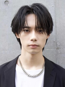 毛流れセンターパートウルフニュアンスコンマバング