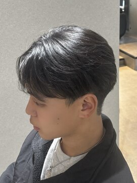 ブルニール 心斎橋(BLEUNIR) 韓国 シースルー 毛流れセンターパート