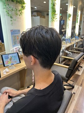 ニーナ 三軒茶屋(nina) ツーブロック