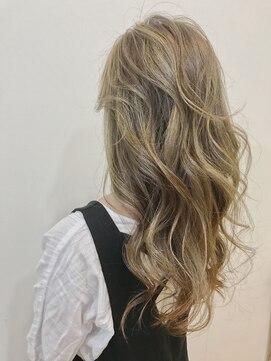 ヴィジョン(VISION) ハイ透明感☆ナチュラルベージュ+ハイライト