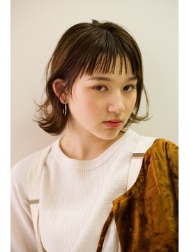 カラル(CARAL) 【CARAL】透明感アッシュカラー×ショートバングボブルフ