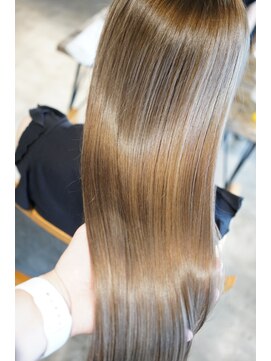 ザ オーダー(THE ORDER) ロングのミルクティーベージュ