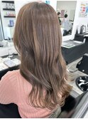 『stylist渡邊』脱白髪染めシークレットハイライト
