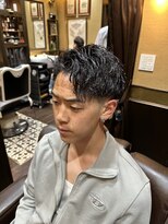 ヒロギンザバーバーショップ 大宮店(HIRO GINZA BARBER SHOP)&nbsp;ツイストスパイラル　スキンフェード