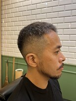 ワイズバーバー ギンザ  神田御茶ノ水店(Y's BarBer GINZA) フェードショートスタイル<理容室>