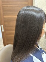 ラフィンハーツ(Laughing h's)&nbsp;ナチュラルストレート/レイヤースタイル