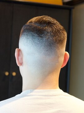 ダウバーバーショップ(DAU BARBER SHOP) ハイフェード