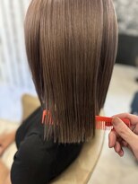 ニーゼロゼロナナ(2007)&nbsp;ミルクティーベージュ