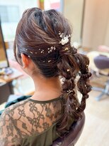 サロンドアンジェ&nbsp;結婚式お呼ばれヘアスタイル