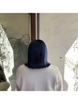 アン(Hair make un) ネイビーブルー