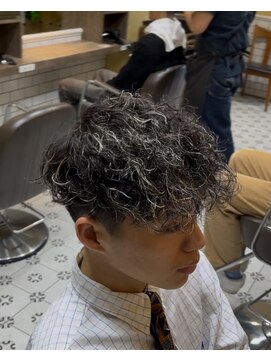 グルーマーズトウキョウ(GROOMER/S TOKYO) スペインカール　GROOMERSTOKYO太田