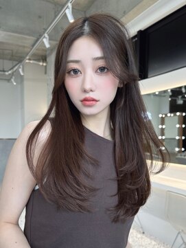 ロール 博多(Role) レイヤーカット小顔に見せるヘア/韓国ヘア/髪質改善/福岡/博多