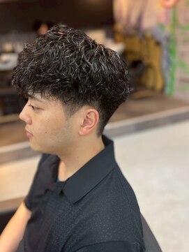 カーニー 北千住(kearny) メンズカットパーマ/ニュアンスパーマ/フェザーパーマ[北千住]