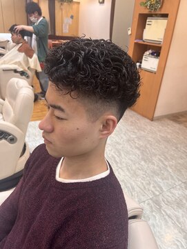 マキシム ナカイ(MAXIM NAKAI) メンズパーマメンズカットメンズショートスタイルフェードカット