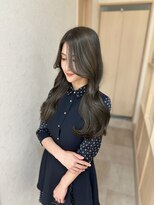 アム 表参道(am) 小顔薄めバンググレージュレイヤーロング前髪パーマ黒髪