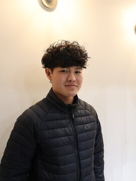 シャドウパーマ