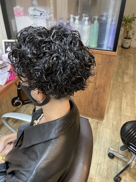 スウィープヘア(Sweep Hair) メンズパーマ