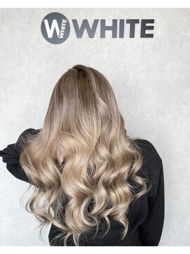 ホワイト(WHITE) [WHITE RYOTA]プラチナパールグレージュバレイヤージュ